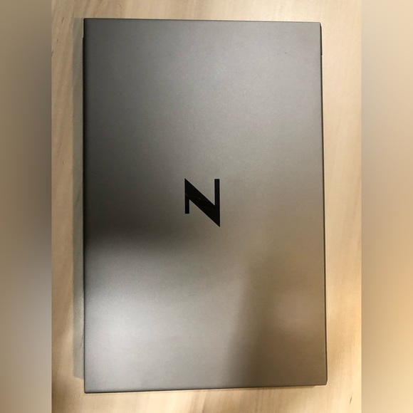 HP ZBook Studio G7 Computer - Picture 2 of 5